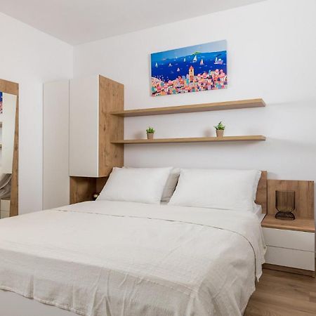 Apartments Bristol 2 Риека Экстерьер фото