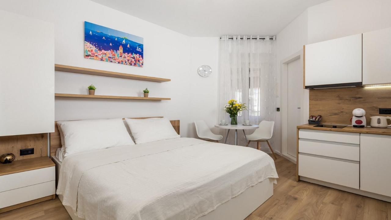 Apartments Bristol 2 Риека Экстерьер фото