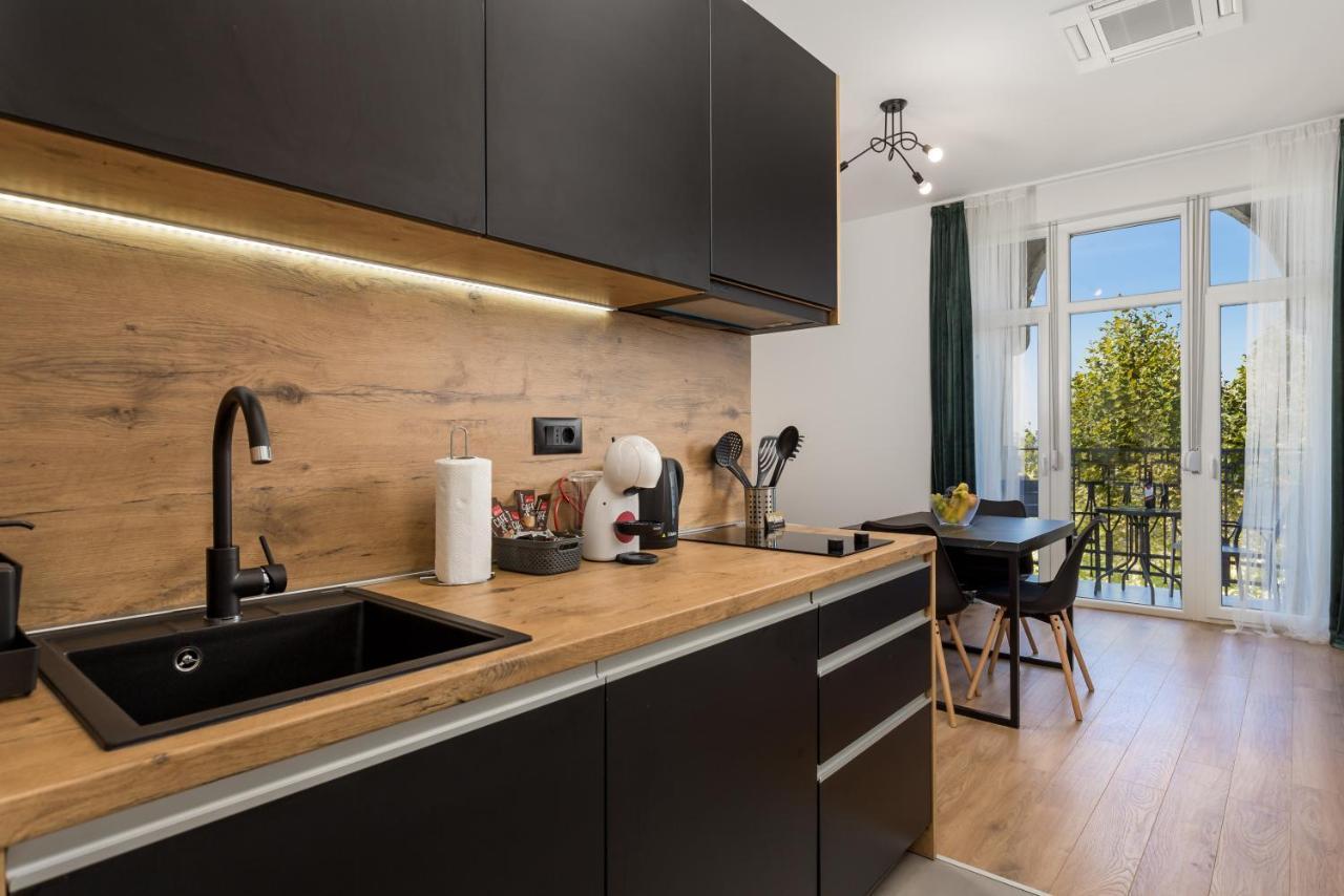Apartments Bristol 2 Риека Экстерьер фото