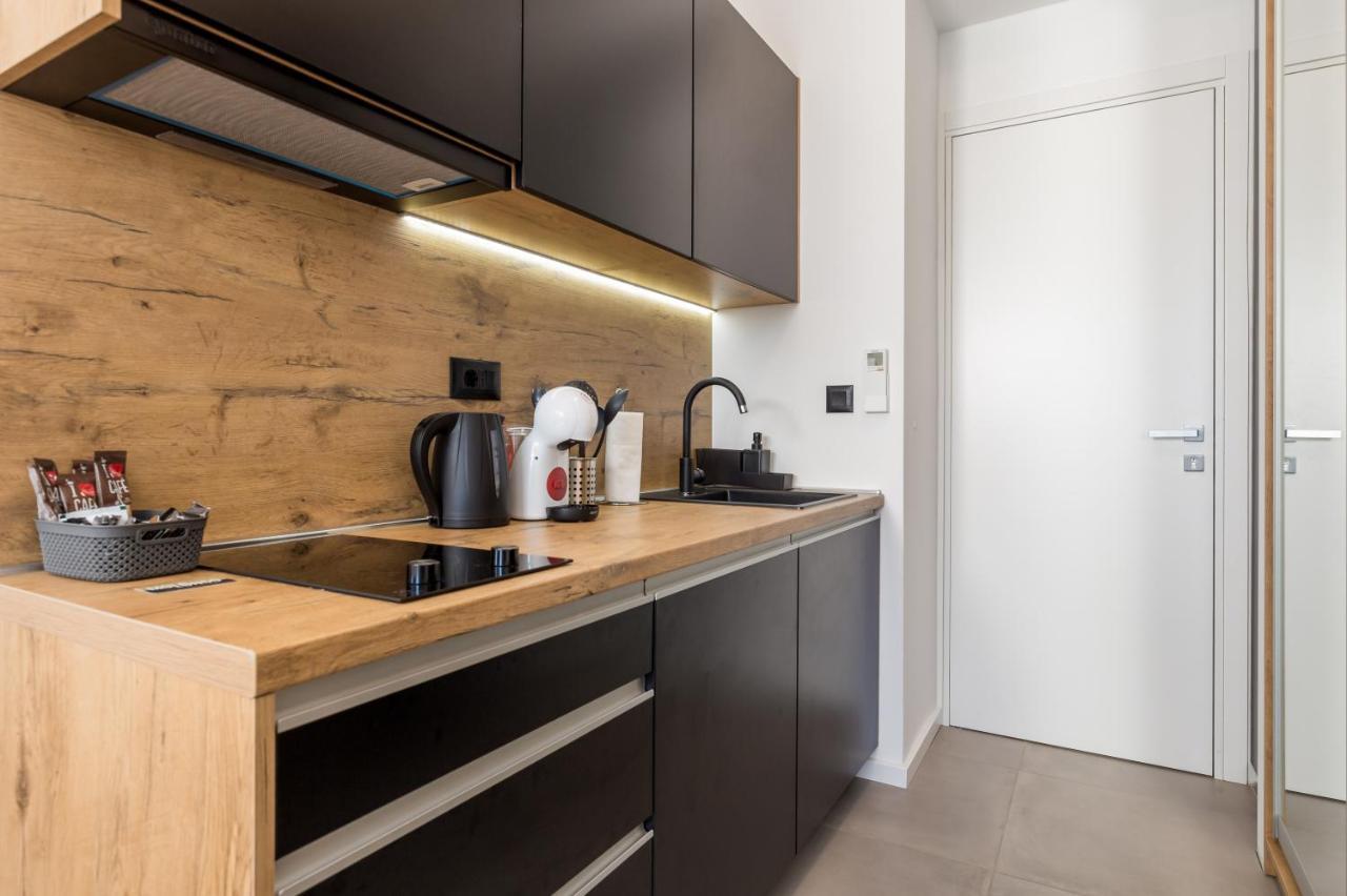 Apartments Bristol 2 Риека Экстерьер фото