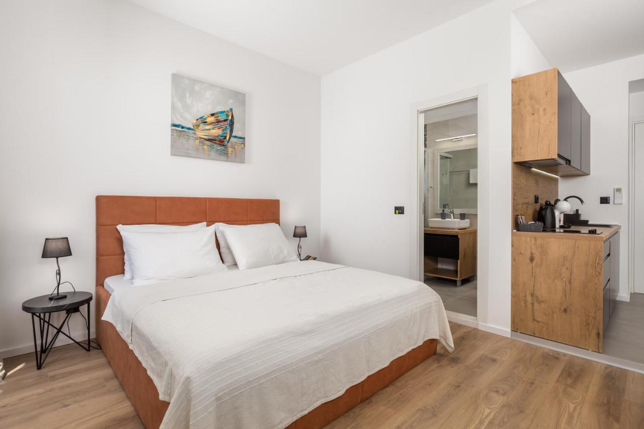 Apartments Bristol 2 Риека Экстерьер фото