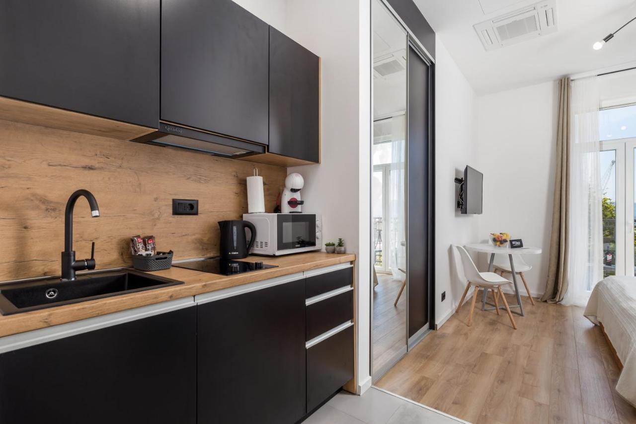 Apartments Bristol 2 Риека Экстерьер фото