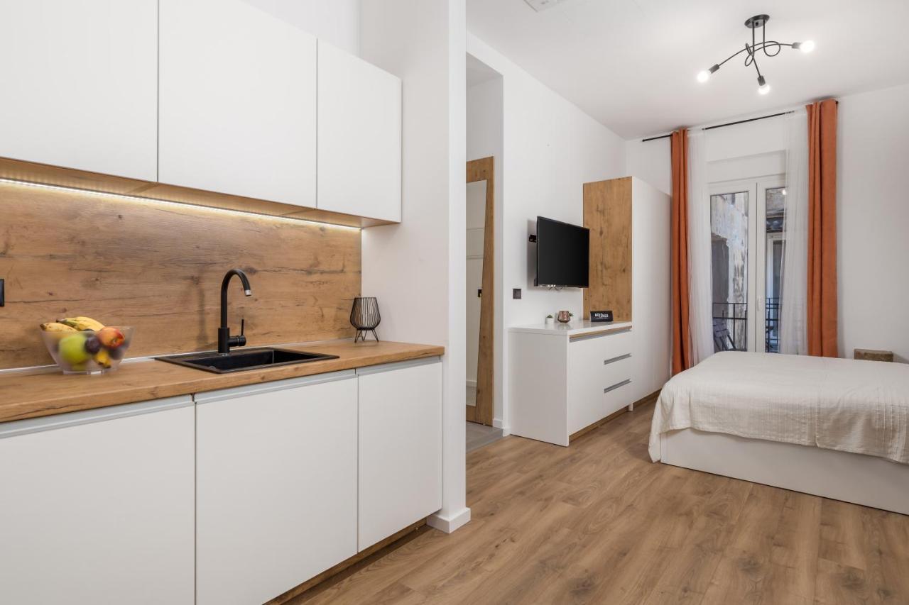 Apartments Bristol 2 Риека Экстерьер фото